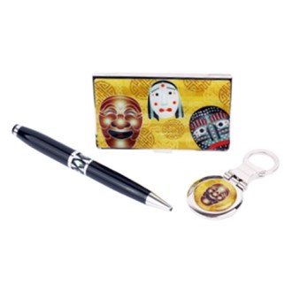 �ڰ� ���� 3�� ��Ʈ ��ȸŻ �� 8��